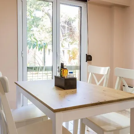 Glyfada 2 Bedrooms 4 Persons By Mps דירה *