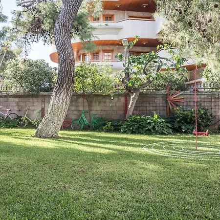 Glyfada 2 Bedrooms 4 Persons By Mps דירה אתונה