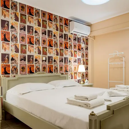 Glyfada 2 Bedrooms 4 Persons By Mps דירה